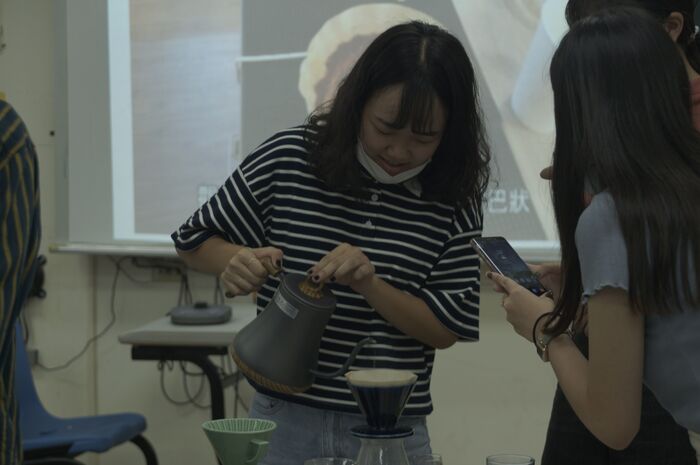 110.11.15 -- 在家也能是精品咖啡館圖片